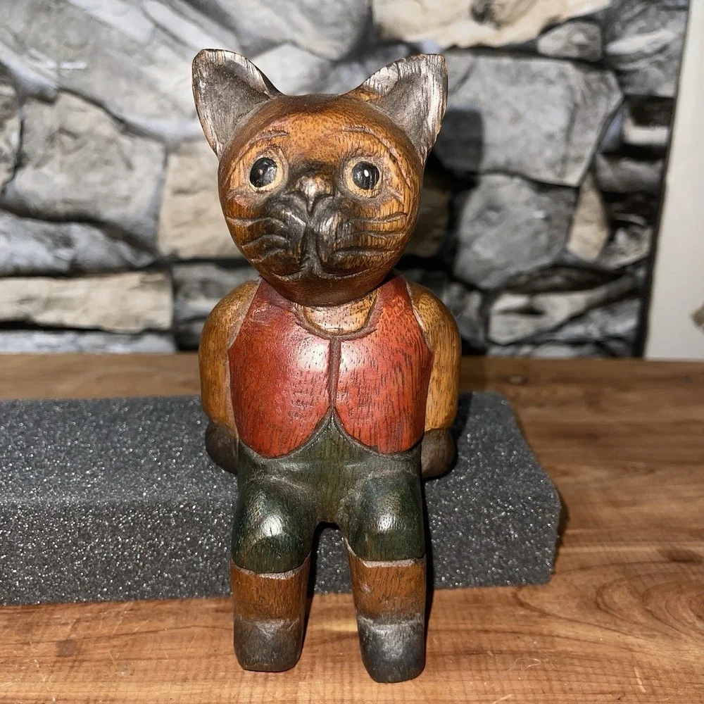 Hand Carved Wooden Cat Figurine Folk Art Vintage Shelf Sitter Hand Painted